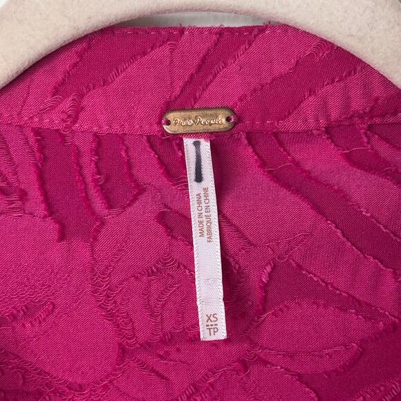 XS Free People Can’t Stop Dreaming Tunic Shirt Pink Oversized Button Up Top Boho - Picture 4 of 8